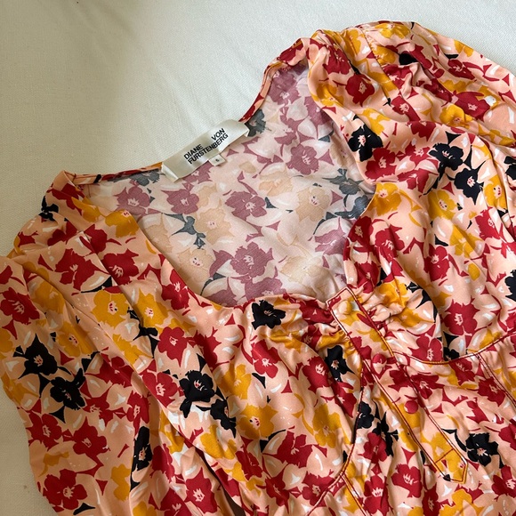 Diane Von Furstenberg Long Sleeve Colorful Dress - Picture 3 of 5